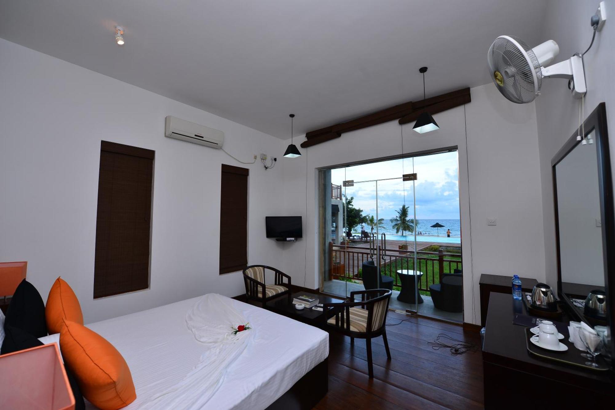 Hotel Laya Waves Passikudah Pokoj fotografie