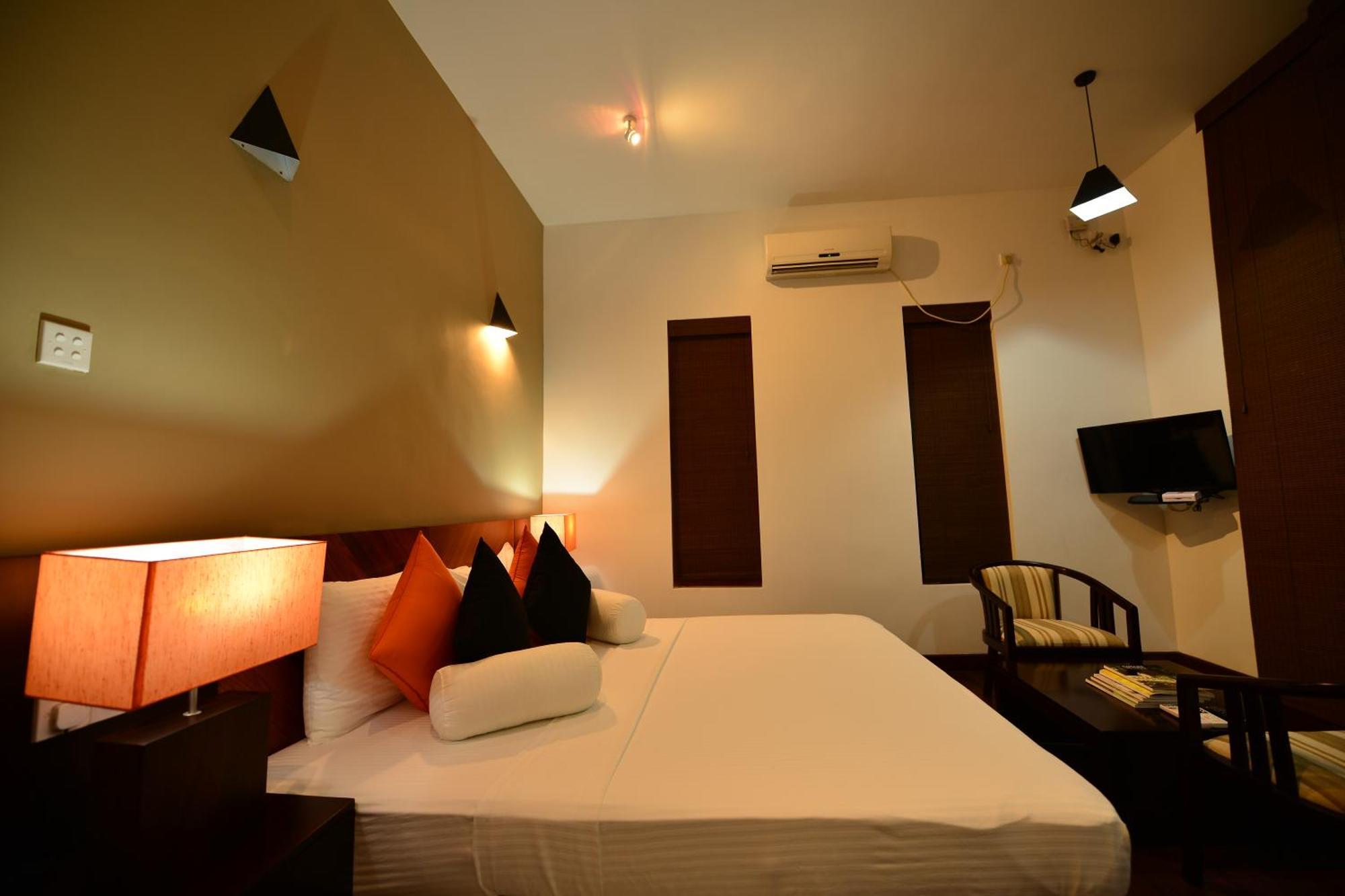 Hotel Laya Waves Passikudah Pokoj fotografie