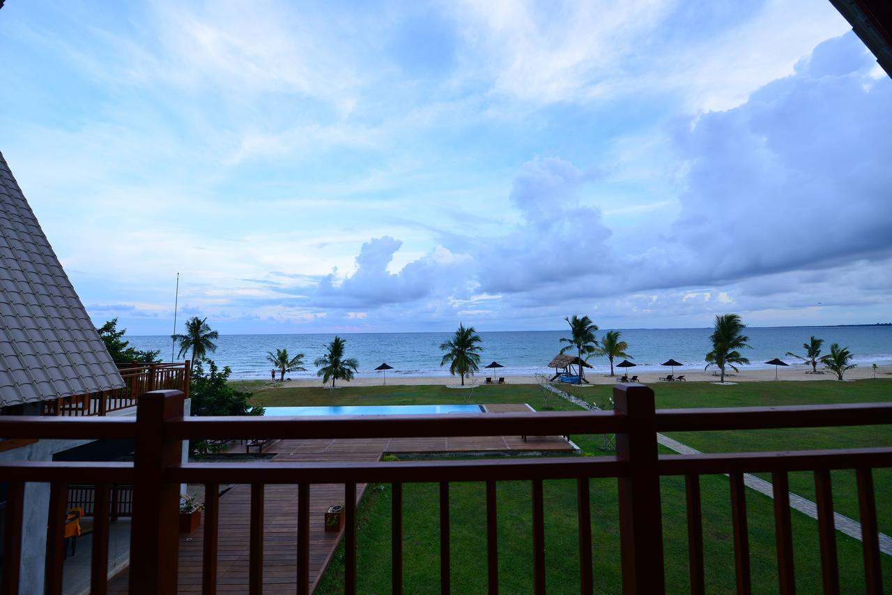 Hotel Laya Waves Passikudah Exteriér fotografie