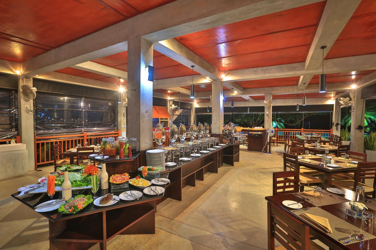 Hotel Laya Waves Passikudah Exteriér fotografie